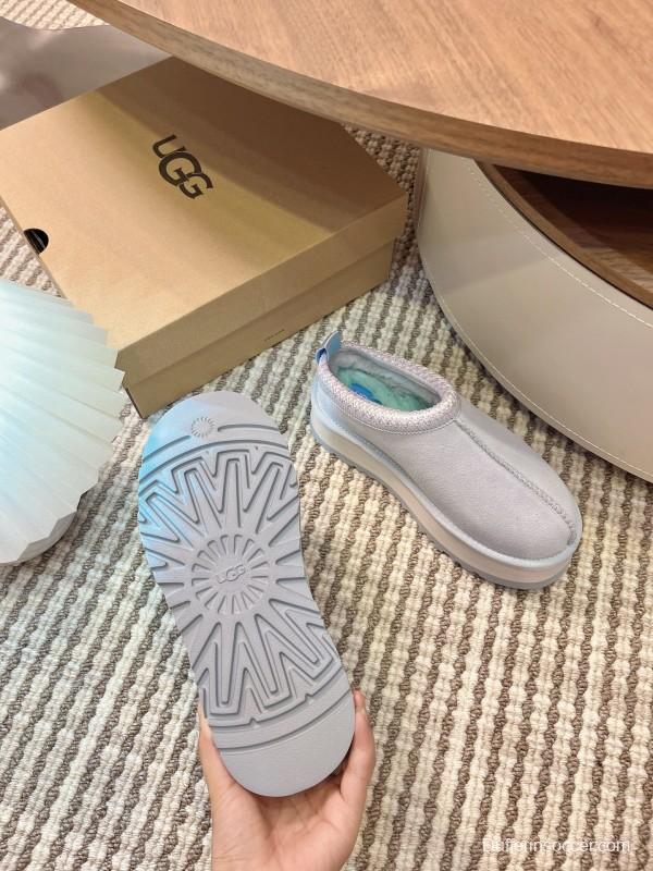 UGG Tazz Platform Wool Slipper Boot - MJ00230