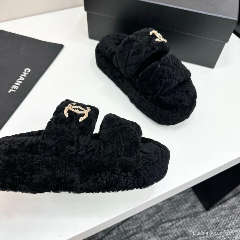 Chanel 2025 SS New Autumn Winter Lazy Sheep Genuine Wool Lazy Slippers Chanel Quilted Platform Fur Slippers - LY00300