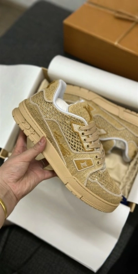 Louis Vuitton Runner Tatic Series Thick Sole Casual Sports Running Shoes