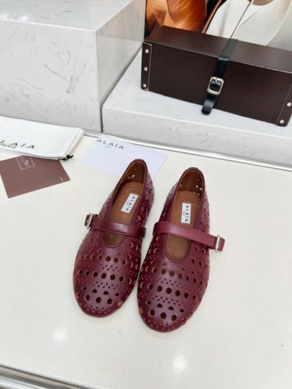 Alaia 2025/SS Perforated Ballet Flats - LY00320