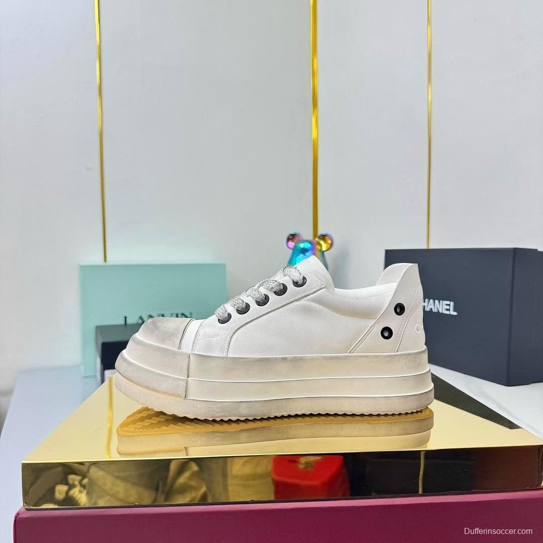 Chanel 2025 SS Classic Panda Dirty Sneakers Bread Shoes - LY00330