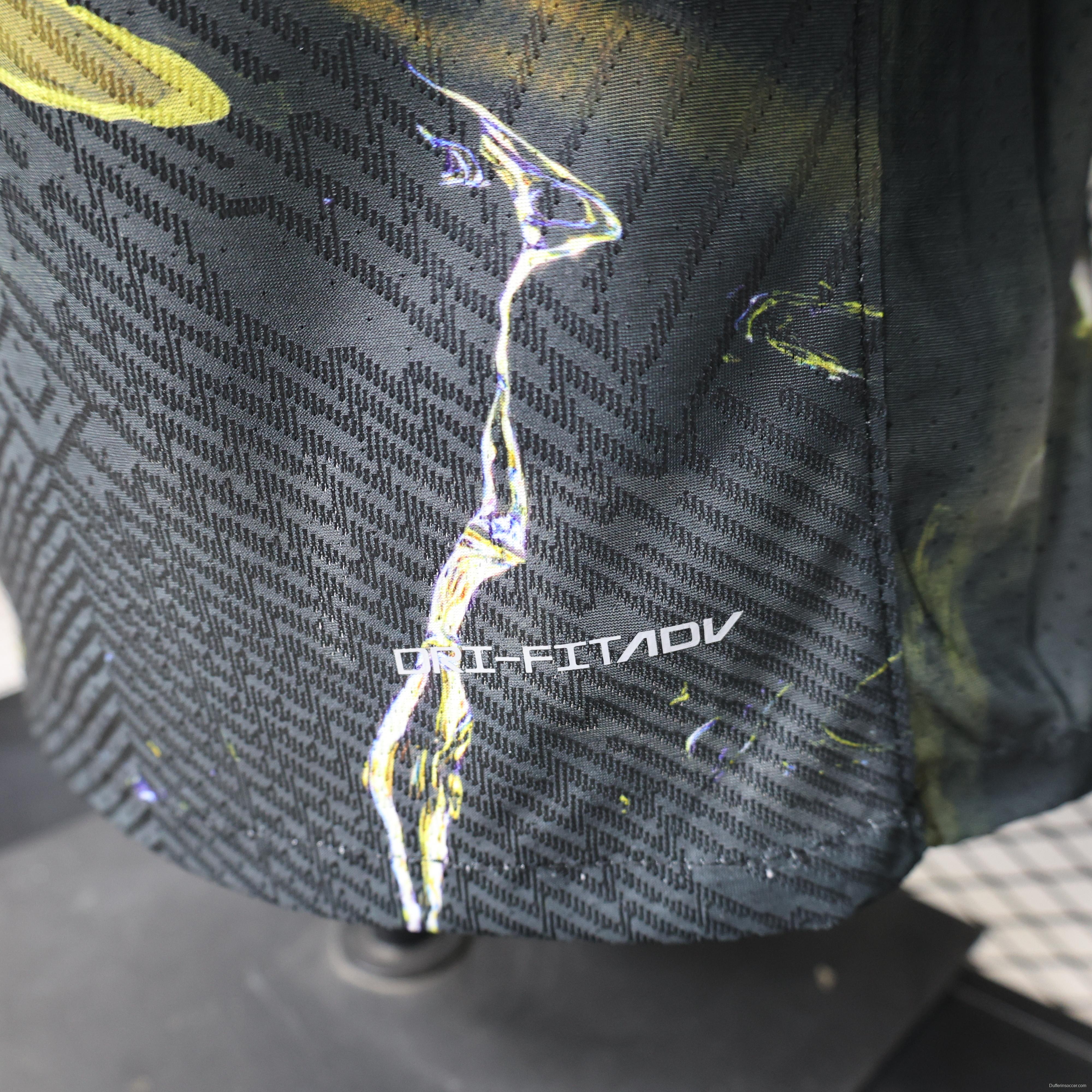 Player Version 26/27 Paris Saint-Germain Fourth Black & Gold/Green Lava Print Long Sleeve Special Edition Jersey