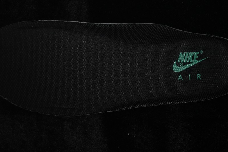 Nike Air Force 1'07 Low Low-Top Casual Sneakers - MM3399-822