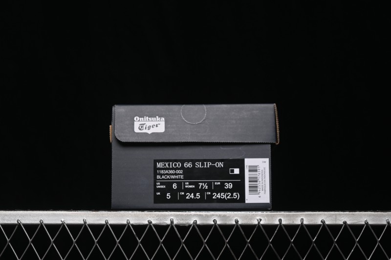 Adidas CSC3 Running Shoes - 1183A360-002
