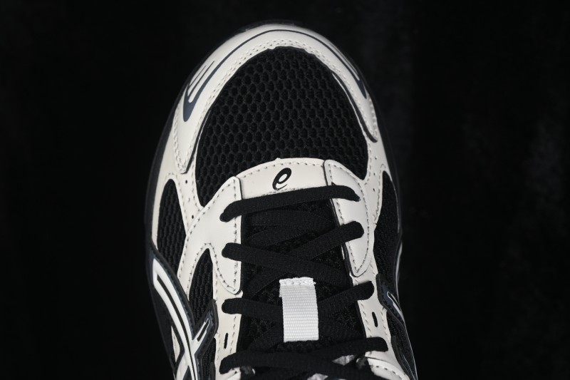 Asics Tiger GEL-1130 Retro Running Shoes with GEL Cushioning and Ortholite Insole - 1203A609-001