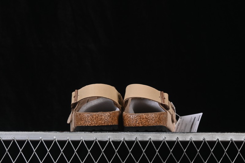 Birkenstock Arizona Leather Sandals with Cozy Wool Lining - 1030668