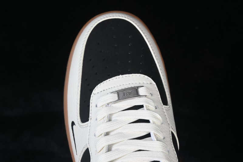 Nike Air Force 1 '07 Low Casual Sneakers with Color Blocking Design - IM3378-122