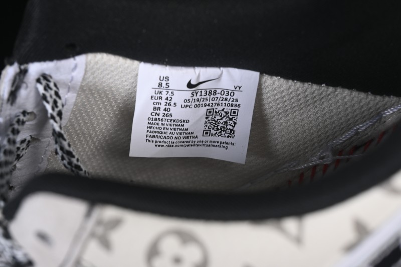Nike Air Force 1 '07 Low Casual Sneakers with Gray and White Patterned Design - SY1388-030