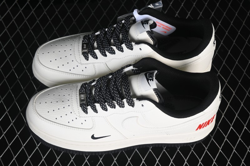 Nike Air Force 1 '07 Low Casual Sneakers with Two-Tone Contrast Design - MM3399-813