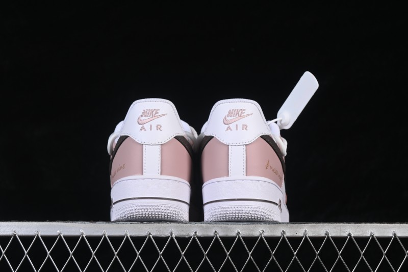 Nike Air Force 1 '07 Low Retro Basketball Shoes with Leather Upper and Cushioned Sole - CV8688-578