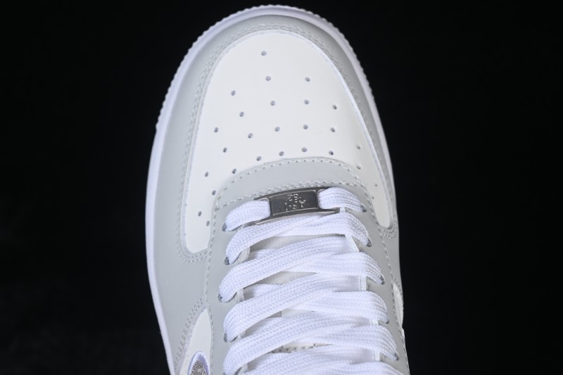Nike Air Force 1 '07 Low Casual Sneakers with Classic Leather Upper - IB6842-100