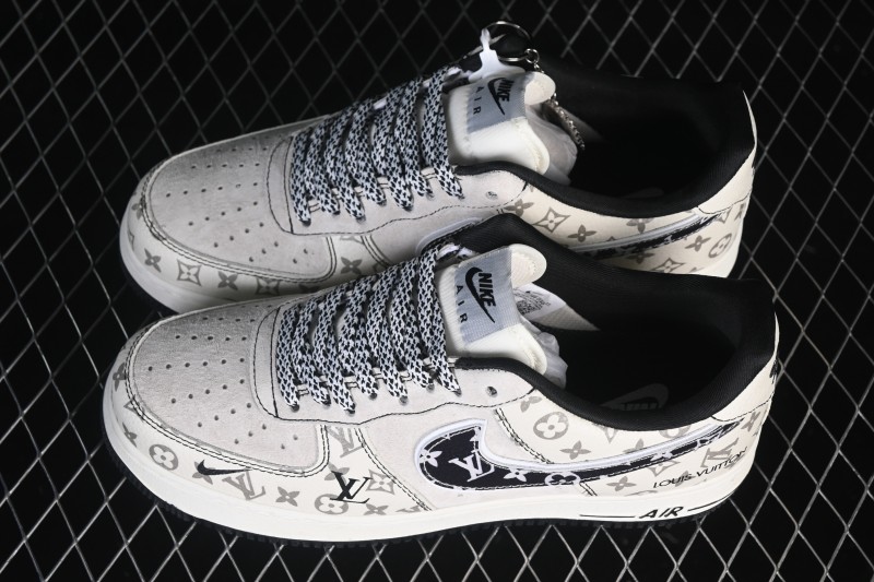 Nike Air Force 1 '07 Low Casual Sneakers with Gray and White Patterned Design - SY1388-030