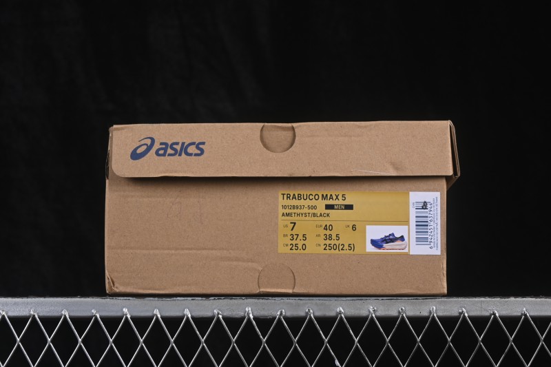 Asics Trabuco Max 5 Trail Running Shoes with Breathable Cushioning - 1012B937-500