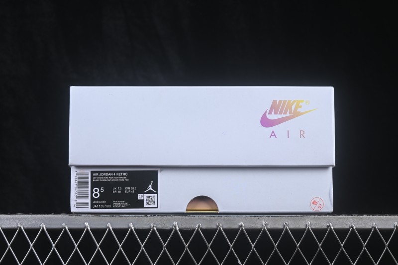Nike Air Jordan 4 Retro Comic AJ4 Running Shoes with Graphic Design - JA1135-100