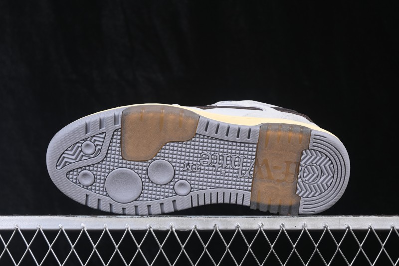 Off-White Out of Office Low-Top Fashion Skate Shoes in Taupe - WME5