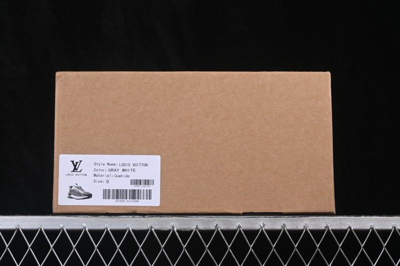 LV Tatic Runner Louis Vuitton Casual Running Shoes with Breathable Mesh and Tech Fabric - W.F6