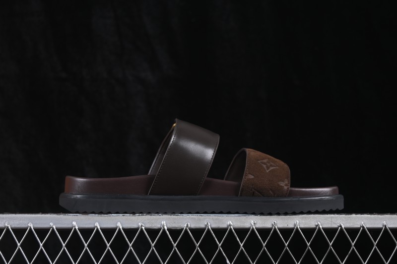 Louis Vuitton Venice Comfort Calf Suede Round-Toe Slide Sandals