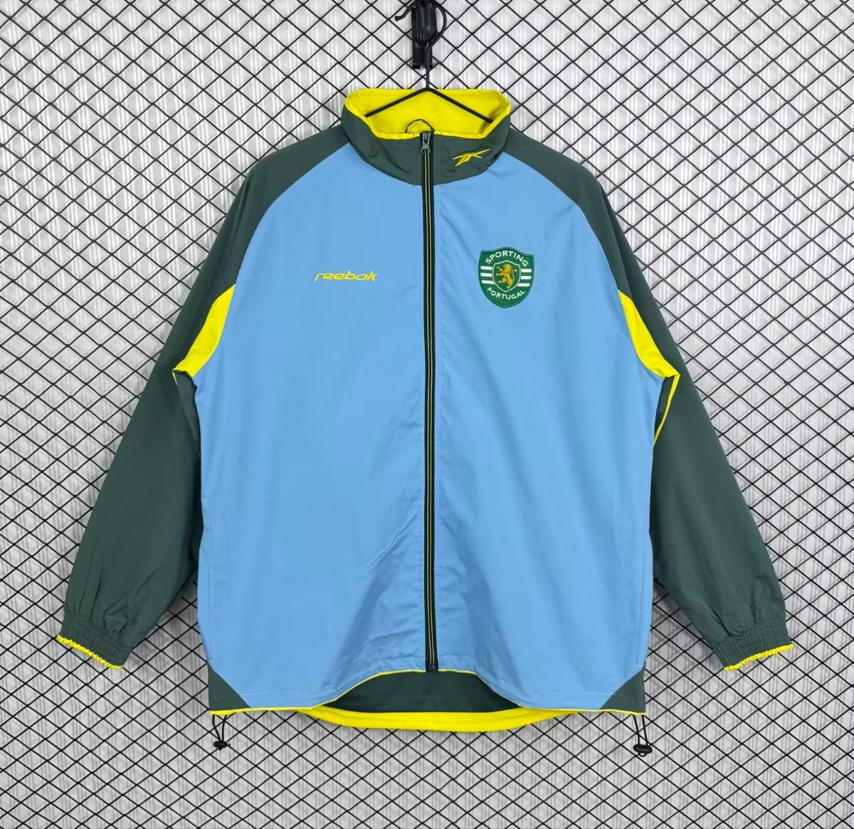 Retro 02/03 Sporting Lisbon Green Full Zipper Windbreaker