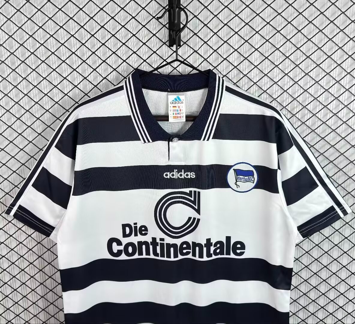 Retro 97/98 Hertha BSC Away White Dark Navy Jersey